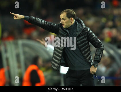 Dortmund, Allemagne. Apr 7, 2016. L'entraîneur Thomas Tuchel Dortmunds réagit lors de l'Europa League quart de finale knock out entre Borussia Dortmund vs FC Liverpool à Dortmund, en Allemagne, 7 avril 2016. Photo : Ina Fassbender/dpa/Alamy Live News Banque D'Images