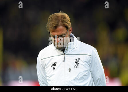 Dortmund, Allemagne. Apr 7, 2016. L'entraîneur de Liverpool Juergen Klopp réagit au cours de la Ligue Europa le knock out 1/4 de finale entre Liverpool FC vs Borussia Dortmund à Dortmund, en Allemagne, 7 avril 2016. Photo : Federico Gambarini/dpa/Alamy Live News Banque D'Images