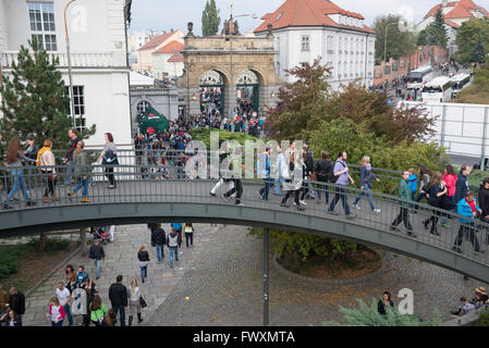 Vue sur la porte d'entrée pour brasserie Pilsner Urquell Pilsner Fest au cours de Pilsen, République tchèque ville Banque D'Images