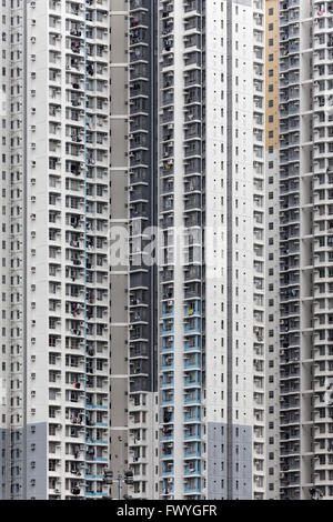 Racleur avant Ciel, Ping Shek Estate, développement du logement de 1970, Kwun Tong, Kowloon, Hong Kong, Chine Banque D'Images