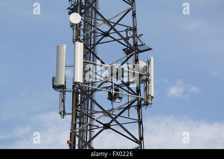 Tour de téléphonie cellulaire à Kingston (Ontario), le jeudi 7 janvier 2016. Banque D'Images