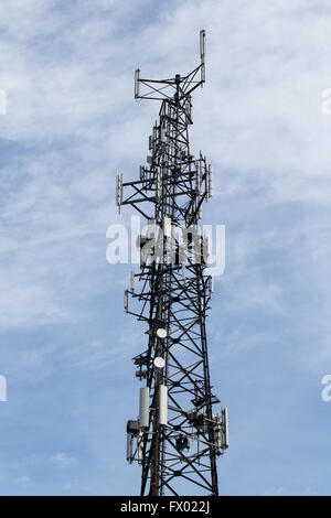 Tour de téléphonie cellulaire à Kingston (Ontario), le jeudi 7 janvier 2016. Banque D'Images