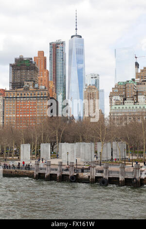 Battery Park, East Coast Marine de la seconde guerre mondiale, la partie basse de Manhattan, New York City, États-Unis d'Amérique. Banque D'Images