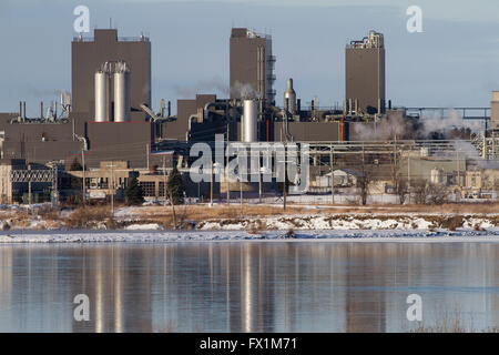 L'usine de Dupont à Kingston (Ontario), le 21 janvier 2016. Banque D'Images