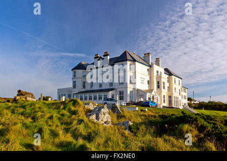 Le Meneau Cove hotel sur la falaise de la péninsule de Lizard, Cornwall, England, UK Banque D'Images