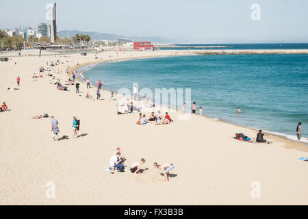 Au Playa,plage, plage Nova Icaria Barcelona, Catalonia, Espagne,,l'Europe. Banque D'Images