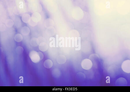 Tons vintage photo floue d'une goutte d'eau sur une fenêtre, abstract background. Banque D'Images