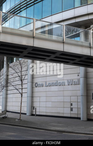 Un mur de Londres office building, City of London, UK Banque D'Images