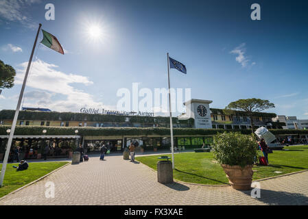 Galilei Aéroport International, Pise, Toscane, Italie Banque D'Images