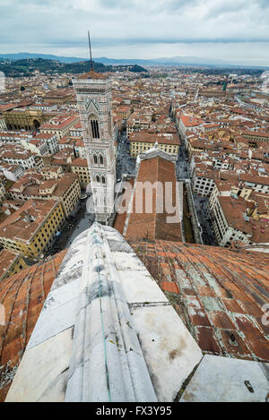 Vue sur Florence depuis le toit de la Duomo, Florence, Italie, Union européenne, Europe Banque D'Images