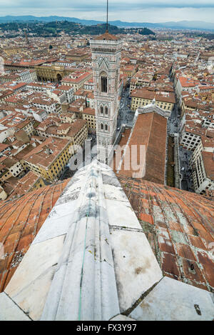 Vue sur Florence depuis le toit de la Duomo, Florence, Italie, Union européenne, Europe Banque D'Images
