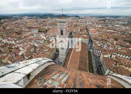 Vue sur Florence depuis le toit de la Duomo, Florence, Italie, Union européenne, Europe Banque D'Images