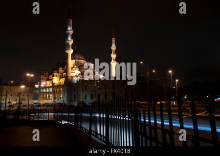 La Yeni Camii, la nouvelle mosquée ou mosquée de la Valide Sultan Banque D'Images