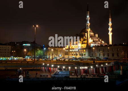 La Yeni Camii, la nouvelle mosquée ou mosquée de la Valide Sultan Banque D'Images