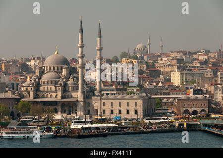 La Yeni Camii, la nouvelle mosquée ou mosquée de la Valide Sultan Banque D'Images