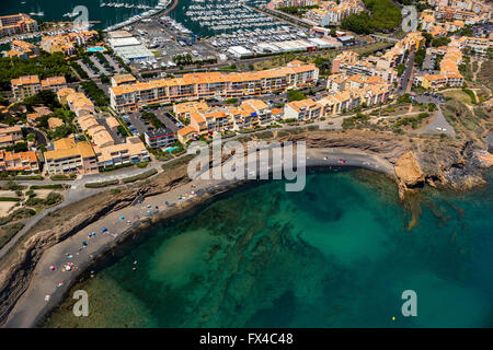 Vue aérienne de la Plage Noire, la grande conque, côtières et plage de Cap d'Agde, Agde, France, Languedoc-Roussillon, France, Europe, Banque D'Images