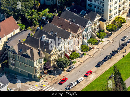 Vue aérienne, Painted Ladies Steiner Street, maisons victoriennes, San Francisco, Bay Area, États-Unis d'Amérique, Californie, USA Banque D'Images