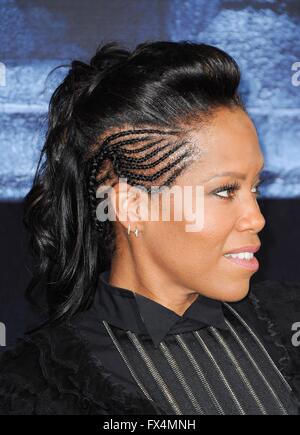 Los Angeles, CA, USA. 10 avr, 2016. Regina King au hall des arrivées pour Game of thrones Saison 6 Premiere, le Kodak Theater à Hollywood et Highland Center, Los Angeles, CA, 10 avril 2016. Credit : Elizabeth Goodenough/Everett Collection/Alamy Live News Banque D'Images