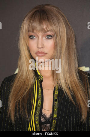 Burbank, CA, USA. Apr 9, 2016. 09 avril 2016 - Burbank, Californie - Gigi Hadid. 2016 MTV Movie Awards tenue à Warner Bros Studios. Crédit Photo : © Sammi Sammi/AdMedia/AdMedia/ZUMA/Alamy Fil Live News Banque D'Images