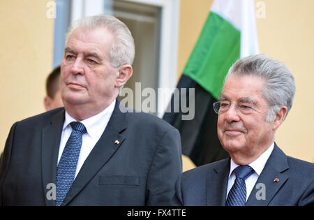 Prague, République tchèque. Apr 11, 2016. Stochov, République tchèque. Apr 11, 2016. Photo : CTK/Alamy Live News Banque D'Images