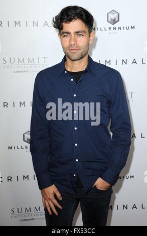 New York, NY, USA. Apr 11, 2016. Adrien Grenier aux arrivées des Premiere, AMC Loews Lincoln Chease, New York, NY Le 11 avril 2016. Credit : Kristin Callahan/Everett Collection/Alamy Live News Banque D'Images