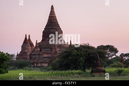 Un ancien temple de Bagan, Myanmar Banque D'Images