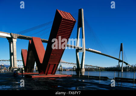 New Westminster, Colombie-Britannique, Canada - 'WOW' Art Installation WESTMINSTER de Westminster Pier Park le long de la rivière Fraser Banque D'Images