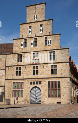 Balance, marché, centre historique, Osnabrück, Basse-Saxe, Allemagne Banque D'Images