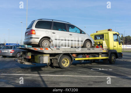 Location de véhicule-remorquage autoroute, mise à par, Bavière, Allemagne Banque D'Images