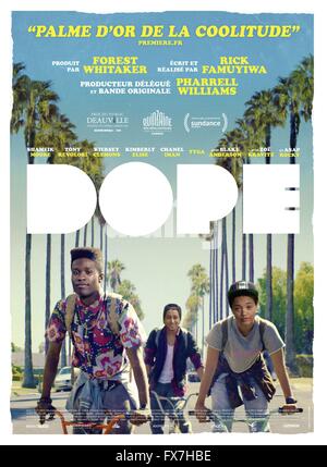 Dope Année : 2015 USA Réalisateur : Rick Famuyiwa Shameik Revolori, Tony Moore, Kiersey Clemons affiche ancienne (Fr) Banque D'Images