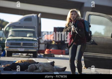 La 5ème Vague Année : 2016 USA Réalisation : J Blakeson Chloe Grace Moretz Banque D'Images