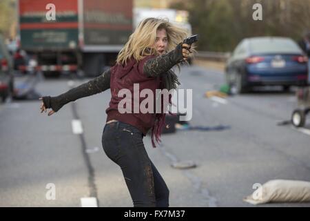 La 5ème Vague Année : 2016 USA Réalisation : J Blakeson Chloe Grace Moretz Banque D'Images