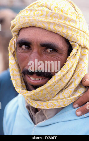 Souk, fiancée, Moussem d'Imilchil, montagne de l'Atlas, Maroc Banque D'Images