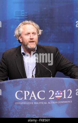 Commentateur et éditeur conservateur Andrew Breitbart traite de l'Union conservatrice américaine annuelle conférence CPAC le 10 février 2012 à Washington, DC.. Banque D'Images