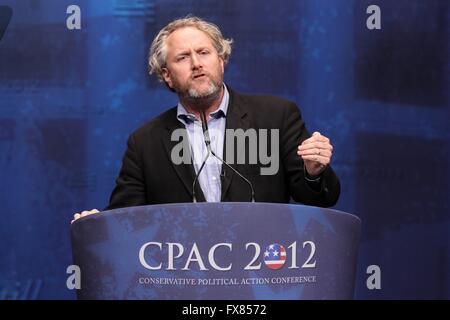 Commentateur et éditeur conservateur Andrew Breitbart traite de l'Union conservatrice américaine annuelle conférence CPAC le 10 février 2012 à Washington, DC.. Banque D'Images