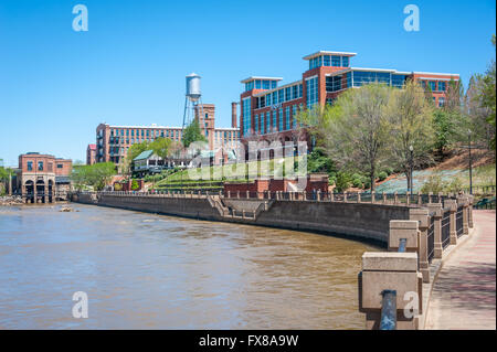 Riverwalk area le long de la Chattahoochee River dans le centre-ville de Columbus, Géorgie, USA. Banque D'Images