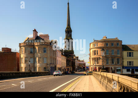 Centre-ville d'Ayr à partir de pont, Ayr, Ayrshire, Scotland Banque D'Images