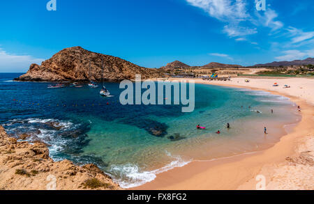 Belle plage de Santa Maria par Cabo San Lucus a pleine vie de gardiennage et une salle de bains privative. Banque D'Images