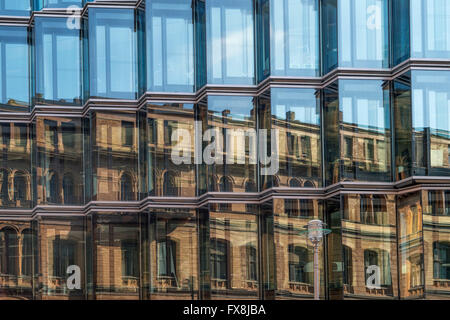 L'architecture moderne, Dorotheen Street 97, reflet , Berlin, Allemagne Banque D'Images