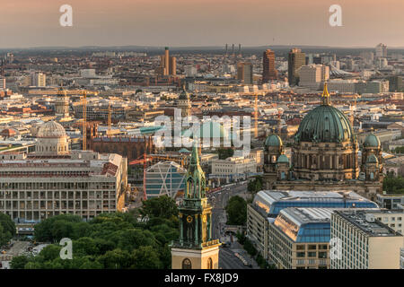 Vue panoramique du Panorama Bar, la cathédrale de Berlin, la construction de palais de Berlin, Banque D'Images