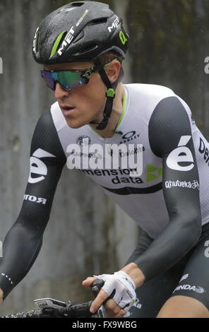 Eibar, Espagne, le 9 avril, 2016 Serge Pauwels pendant le contre-la-montre contre Eibar - Andrézieux-bouthéon du Tour du Pays Basque Banque D'Images