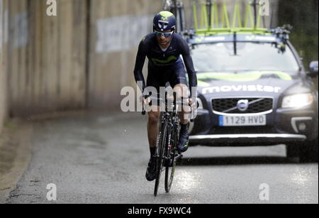 Eibar, Espagne, le 9 avril, 2016 Giovanni Visconti au cours du temps, procès contre Eibar - Andrézieux-bouthéon du Tour du Pays Basque Banque D'Images