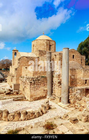 L'eglise Panagia Chrysopolitissa a été construit au 13ème siècle sur les ruines de la plus grande basilique byzantine précoce. Banque D'Images