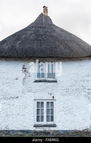 Un vieux cottage dans Torcross éclos blanchis Devon UK Banque D'Images