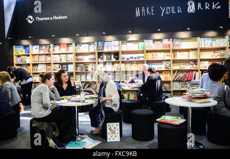 Londres, Royaume-Uni. 13 avr, 2016. La foire du livre de Londres, Kensington Olympia (Londres) ; 13 Avril 2016 Crédit : Antonio Pagano/Alamy Live News Banque D'Images