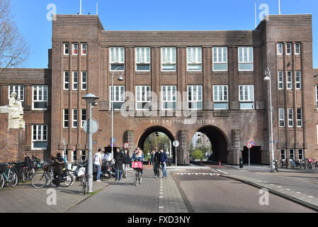 Het Amsterdams Lyceum Valeriusplein Oud Zuid Amsterdam Pays-Bas École élèves étudiant Banque D'Images