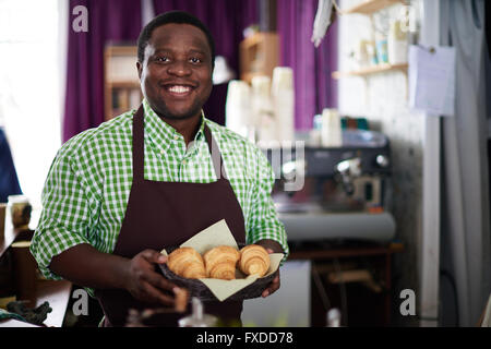 Des croissants frais Banque D'Images