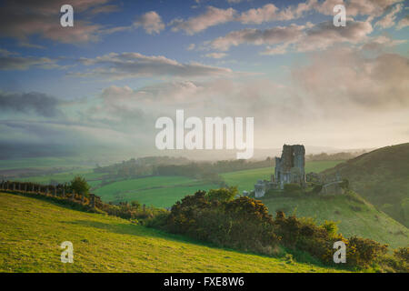 Château de Corfe, Dorset, Angleterre. Banque D'Images