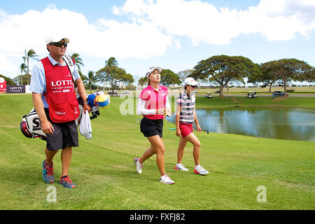 Kapolei, Hawaii, USA. 14 avril, 2016. Minjee Lee promenades pour la 8e verte pendant la deuxième ronde de la Lotte Championship présenté par Hershey à Ko Olina Golf Club à Kapolei, HI Crédit : Cal Sport Media/Alamy Live News Banque D'Images