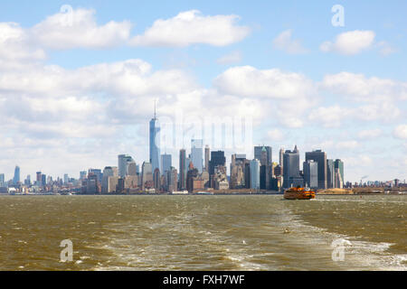 Photographié à partir de la Manhattan Staten Island Ferry, New York, États-Unis d'Amérique. Banque D'Images